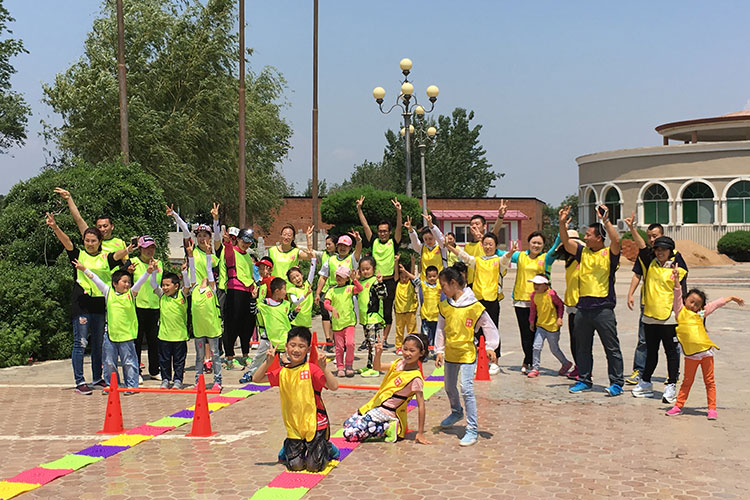 為什么要讓孩子參加冬夏令營(yíng)？